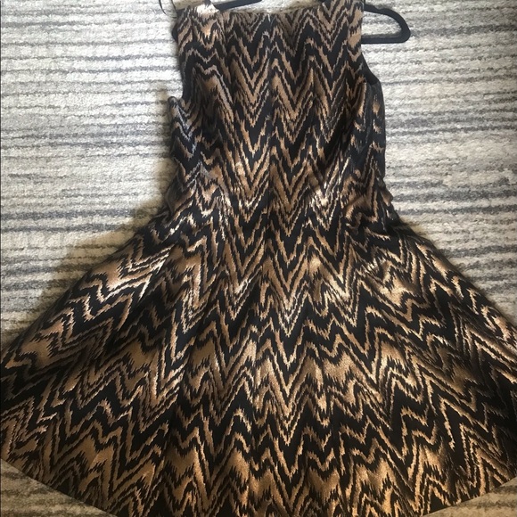VINCE CAMUTO DRESS SIZE 10 - Picture 3 of 9